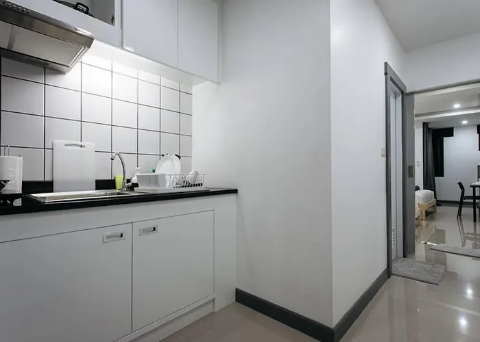 P2 Silom Large 2beds Full Kitchen Wifi 4-6pax