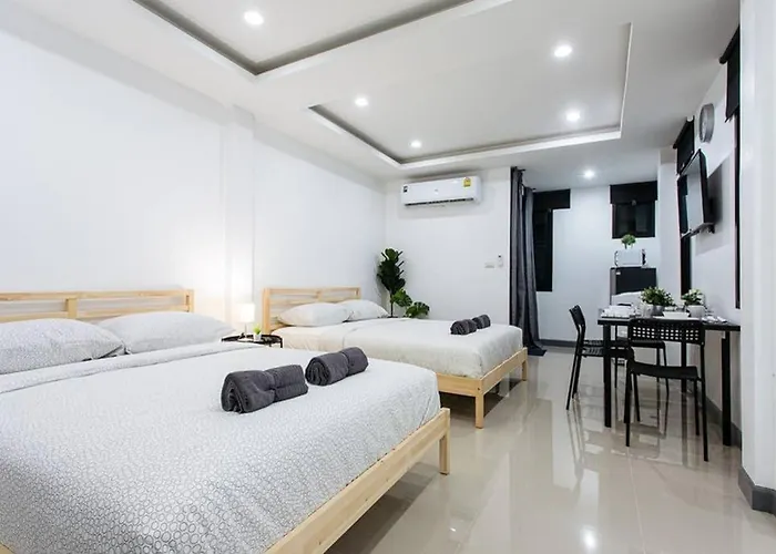 Apartment P2 Silom Large 2beds Full Kitchen Wifi 4-6pax Bangkok