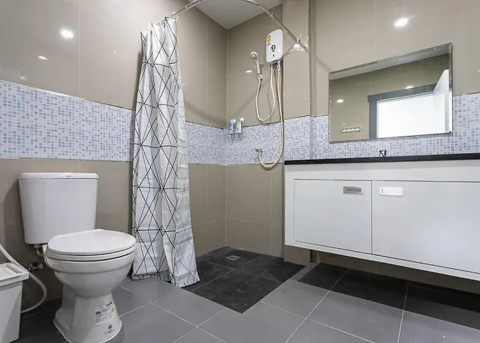 Apartment P2 Silom Large 2beds Full Kitchen Wifi 4-6pax